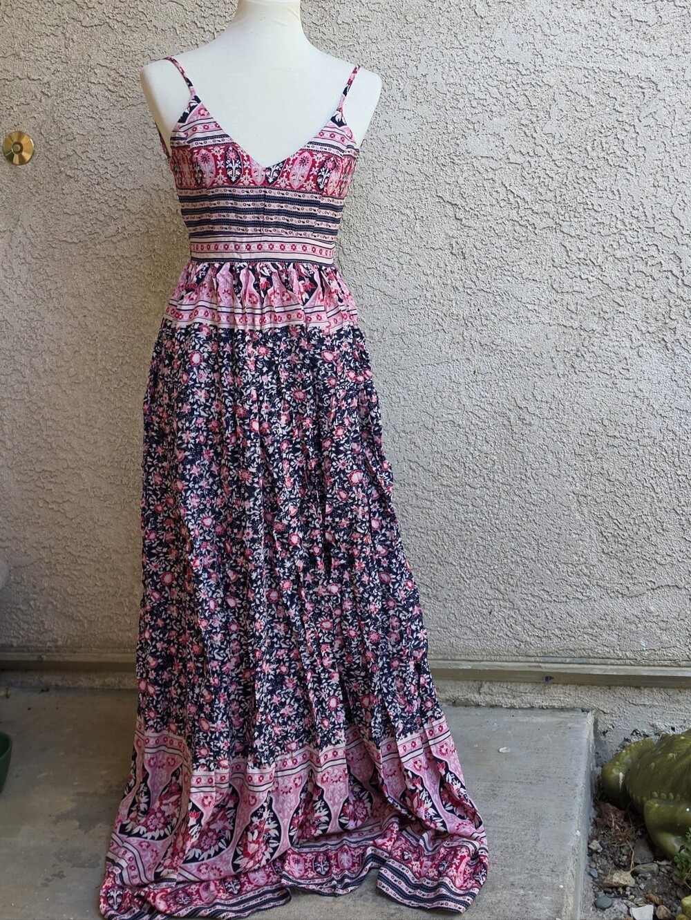 Boho Floral Rayon Maxi Dress Adjustable Spaghetti Straps in Navy & Pink  NWT